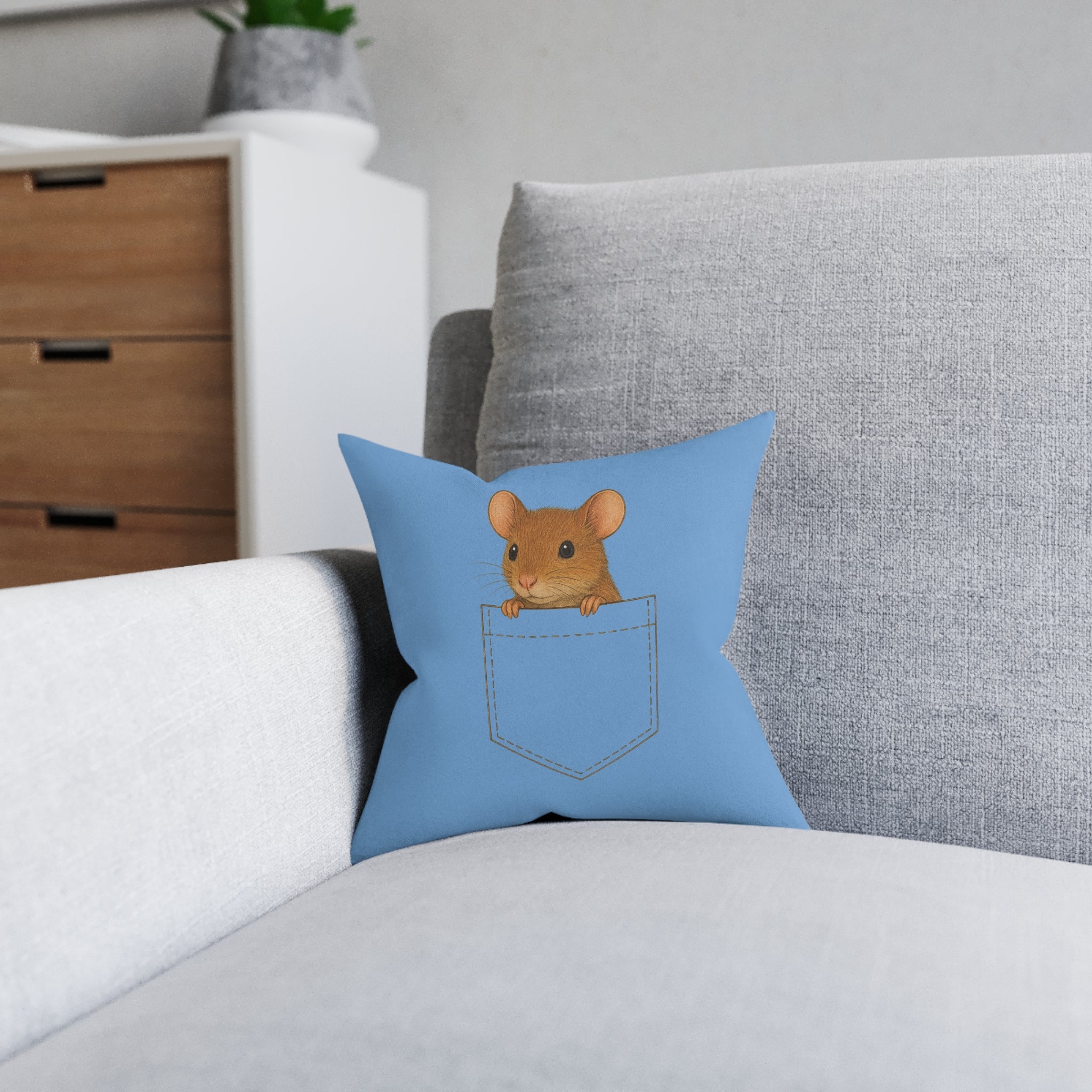 Square Cushion - Mouse in a Pocket Design