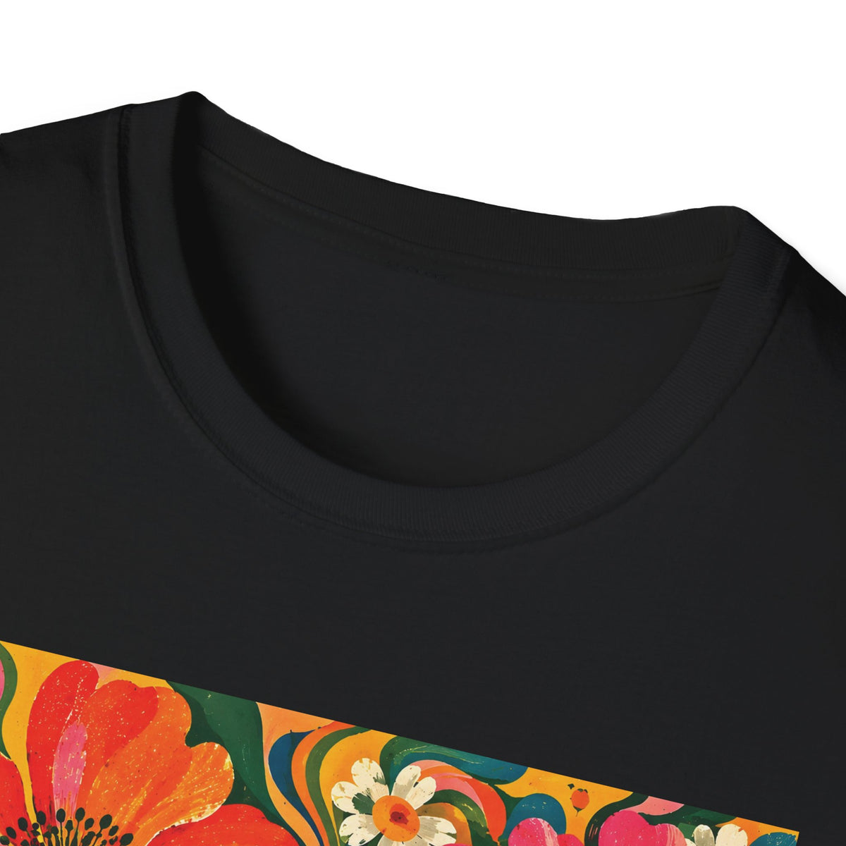 Unisex T-Shirt - Born to Bloom