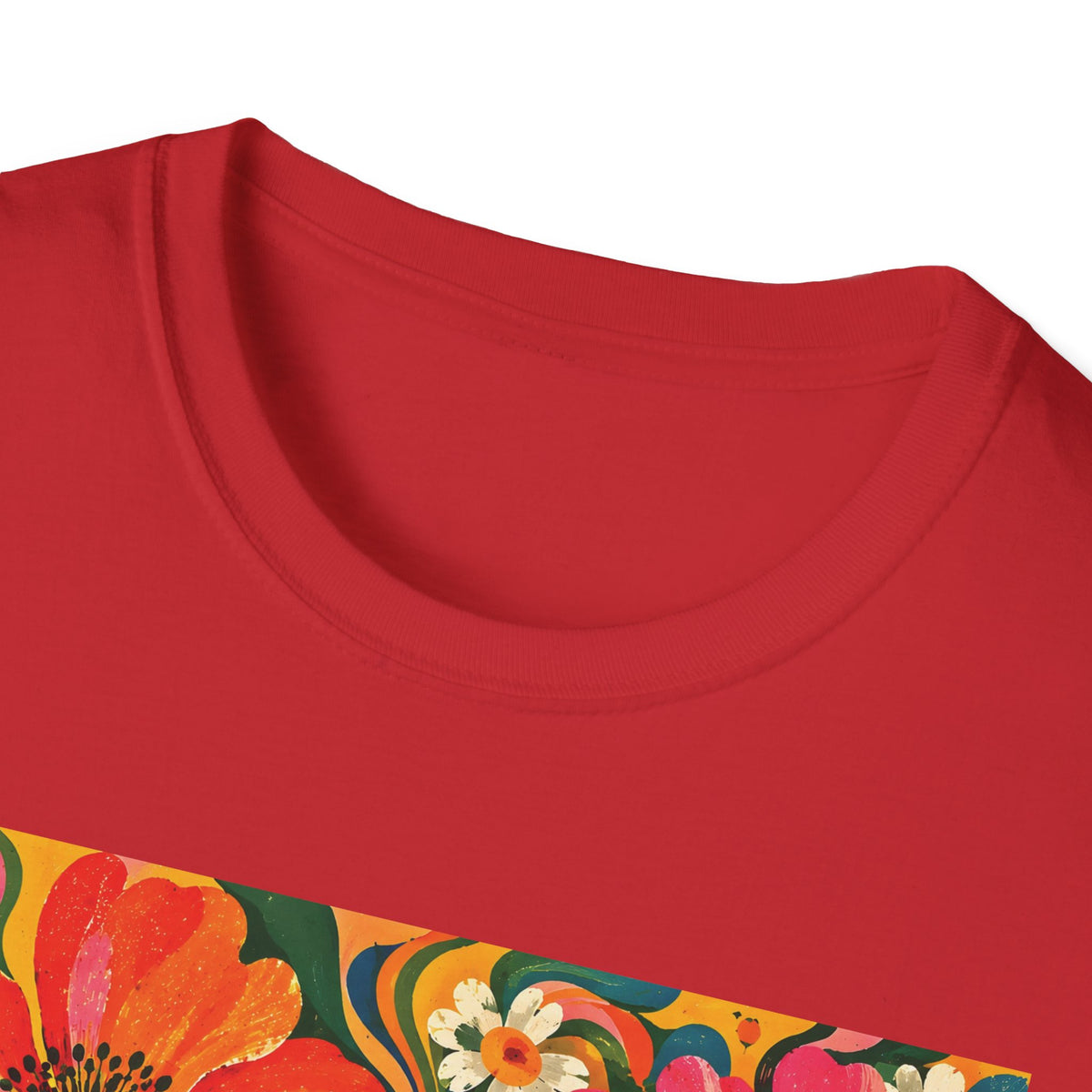 Unisex T-Shirt - Born to Bloom