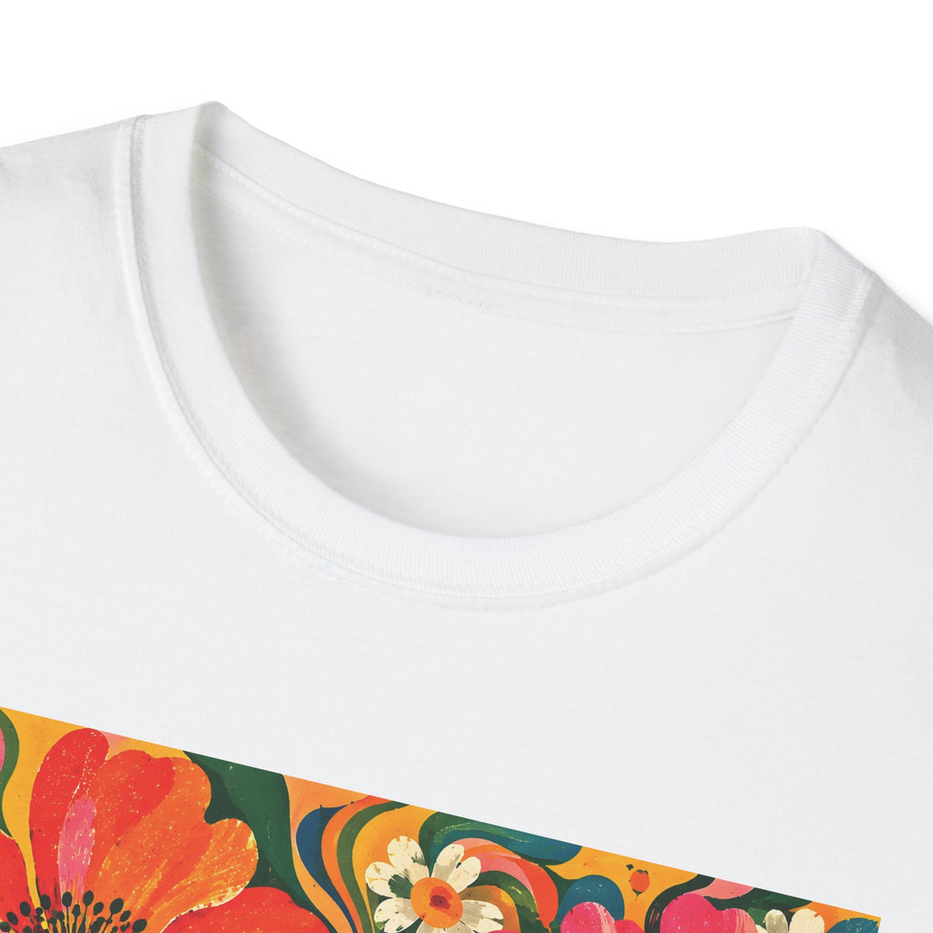Unisex T-Shirt - Born to Bloom