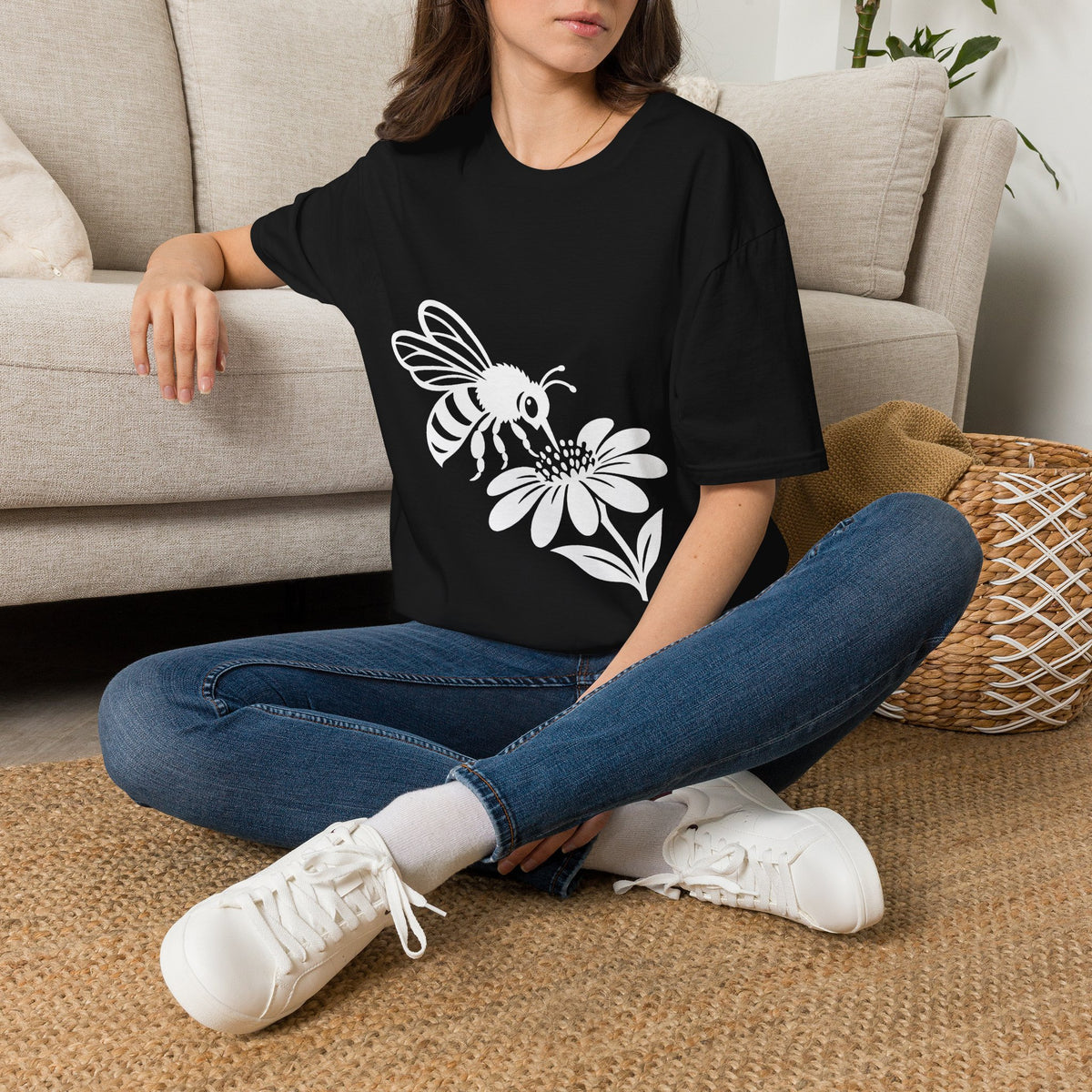 Unisex T-Shirt - Bee Pollinator